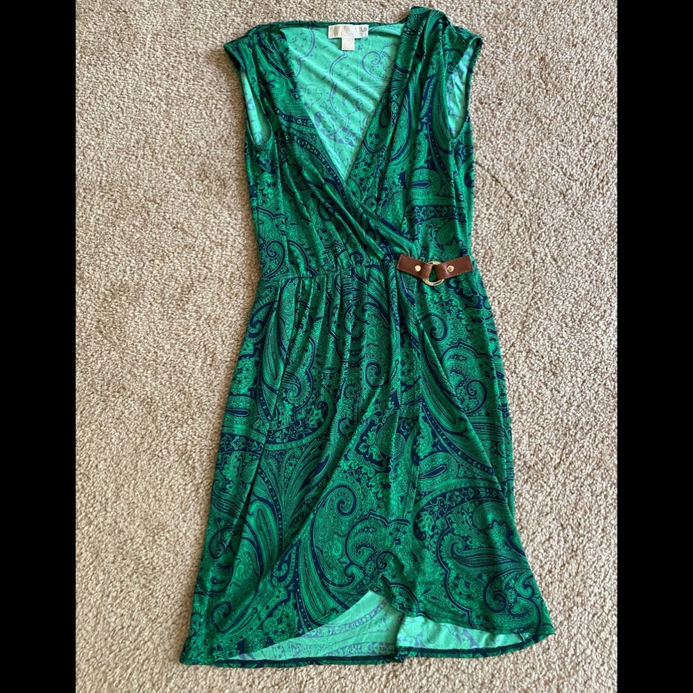 Michael Kors Sexy flirty yet sophisticated dress with sexy leather waist buckle